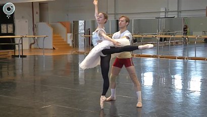 Танцовщики НОВАТа готовятся к участию в телеконкурсе "Большой балет"