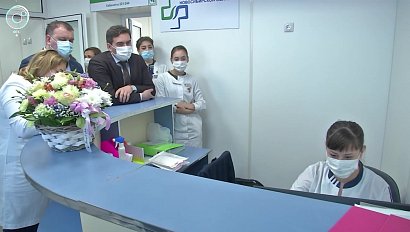 В Мошковском районе после капитального ремонта открыли педиатрическое отделение местной поликлиники