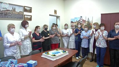 В Новосибирске стартовала новогодняя акция "Ёлка добра"