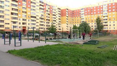 Детские и спортивные площадки обновляют в Новосибирске