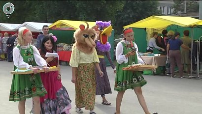 Оптово-розничная универсальная ярмарка "Каинская" прошла в Куйбышеве