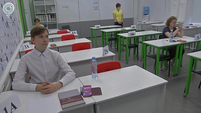Девятиклассники начали сдавать ОГЭ. Почему на экзамен по русскому языку отводится два дня?