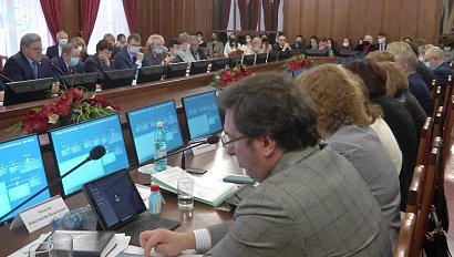Депутаты Заксобрания приняли поправки в бюджет Территориального фонда ОМС
