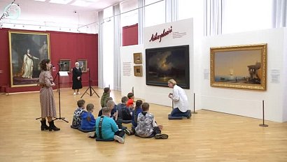 Уникальные экспозиции представят посетителям в Новосибирском художественном музее в рамках акции "Ночь музеев"
