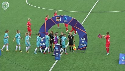 Женская футбольная команда "Новосибирск" уступила красноярскому "Енисею"