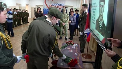 "Парта Героя" появилась в новосибирской школе №71