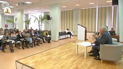 Реализацию национальной политики на муниципальном уровне обсудили в Новосибирске